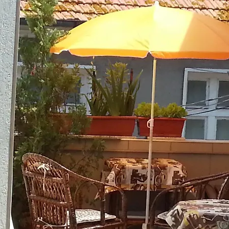 Kъща за гости садала Къща за гости Несебър