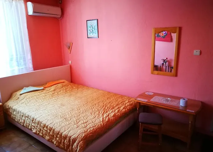 Къща за гости Kъща за гости садала 3*